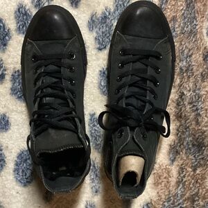 CONVERSE MENS BLACK HIGH TOPS.